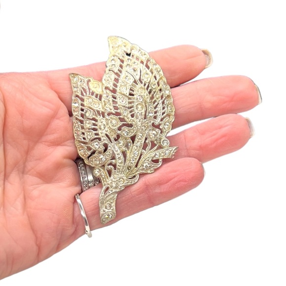 Vintage Signed New England Glass Works Art Deco Pave Rhinestone Leaf Brooch - Picture 4 of 4